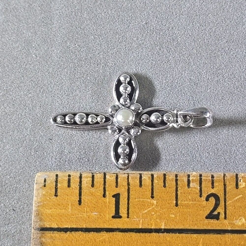 Vintage Silpada Sterling Pearl Cross Pendant Retired S0971 - Picture 5 of 5